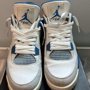 Air Jordan 4 Retro Military Blue